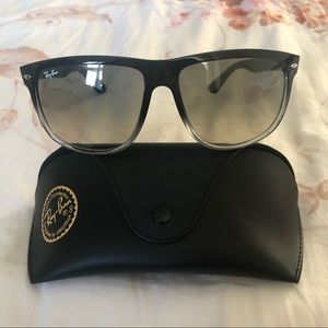 Ray-Ban RB4147 Sunglasses
